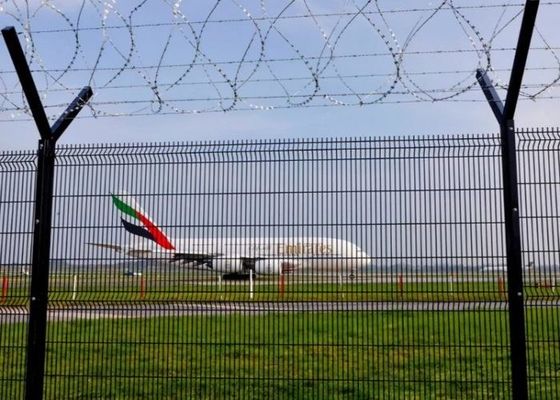 alambre revestido los 5.2m plástico Mesh Panels Airport Security Mesh de los 4.0m que cerca los paneles