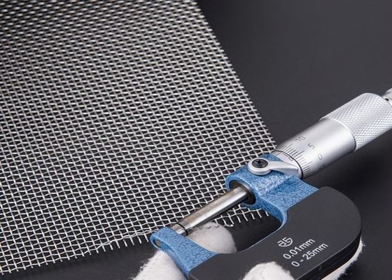 AISI316 filtración de acero inoxidable prensada tejida Mesh Extruder Screen Mesh