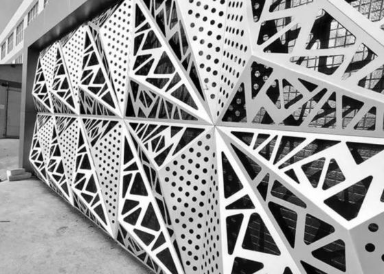 Hoja de metal perforada con revestimiento eléctrico con patrones de agujeros personalizables y resistencia a la corrosión para arquitectura y decoraciones