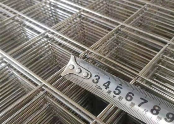 Cuadrícula de alambre soldado galvanizado de 4' x 8' con tamaño de malla uniforme para el refuerzo