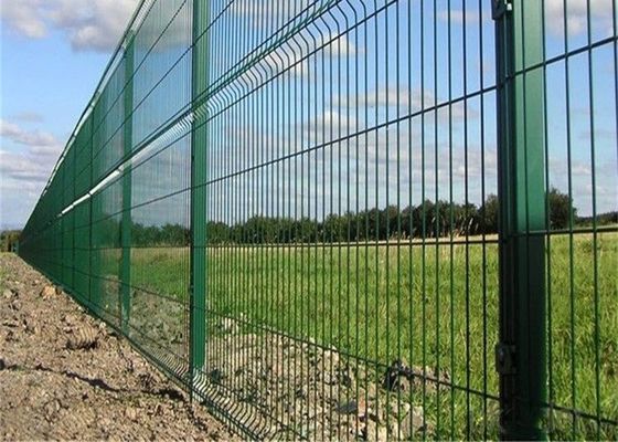 Acero carbono revestido con malla de alambre soldado de PVC para cercas de seguridad