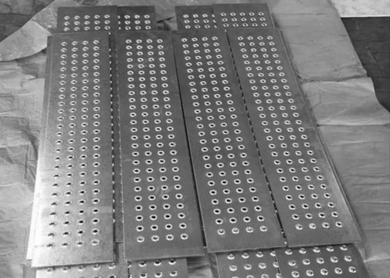 Hojas metálicas perforadas personalizables en múltiples aplicaciones