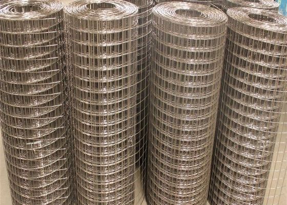 Rolos de malla de alambre soldado eléctrico de 2,5 mm Galvanizado / SS