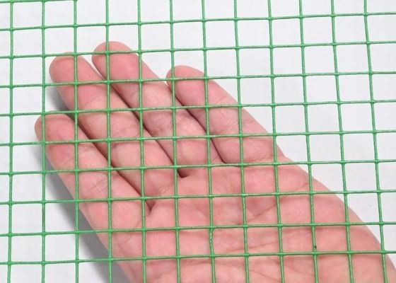 Revestido de PVC con agujeros cuadrados de malla de alambre soldada con 1/4' de largo, 3/8' de largo y 3/4' de largo