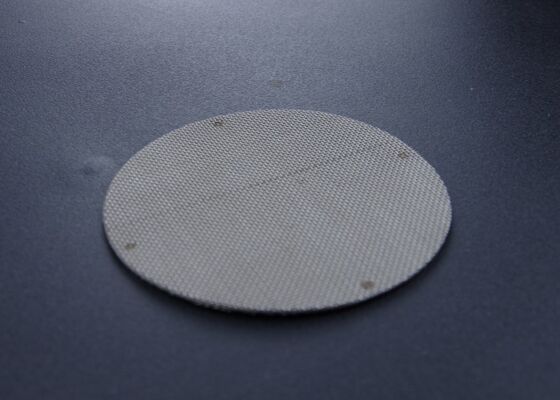 Filtros de malla de alambre multicapa que proporcionan filtración para diversas aplicaciones industriales