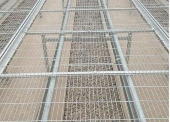 2x2 galvanizó la erosión soldada con autógena de Mesh Panels For Raised Beds del alambre resistente