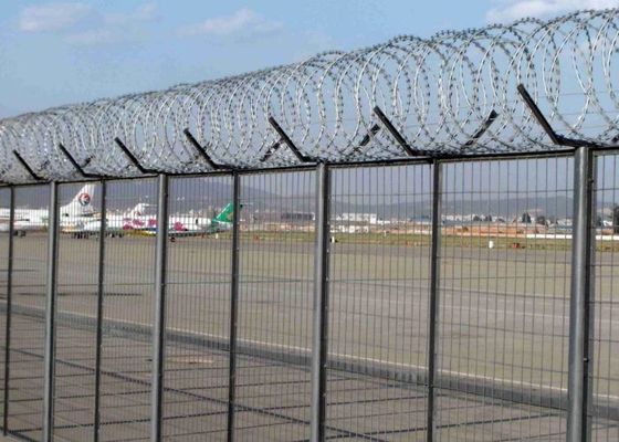 alambre revestido los 5.2m plástico Mesh Panels Airport Security Mesh de los 4.0m que cerca los paneles