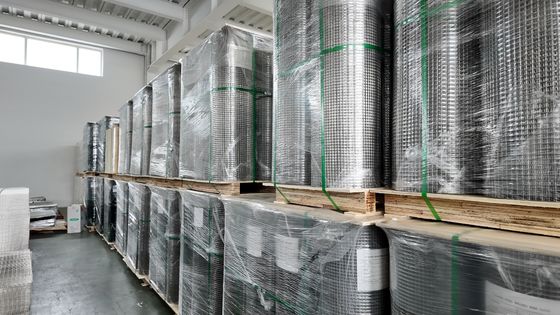 Largo 20m Rolos de malla soldados con alta resistencia a la corrosión Ideal para reforzamiento de cercas y soluciones de seguridad